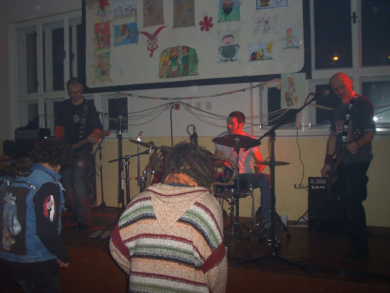 Image 7 of 23  -  84 kB
